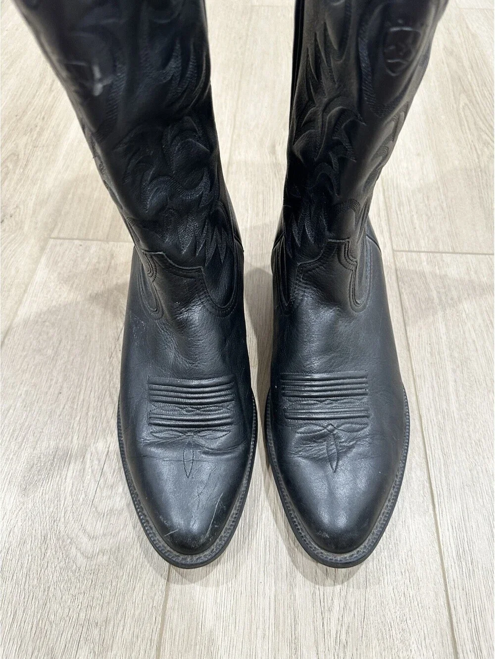 Ariat this used